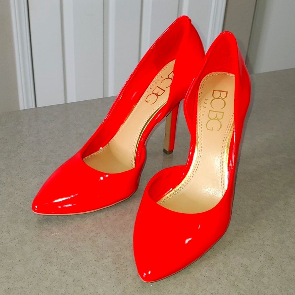 BCBG Red Patent Heels 👠